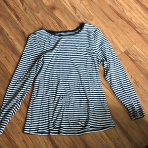 black and white striped long sleeve soft top